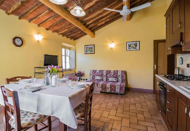 Ferienwohnung in Colle di Compito - TONINO Ferienwohnung in Colle di Compito - TONINO