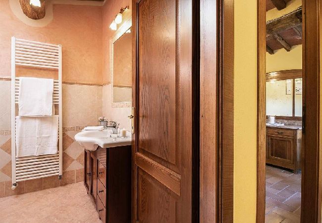 Ferienwohnung in Colle di Compito - TONINO Ferienwohnung in Colle di Compito - TONINO