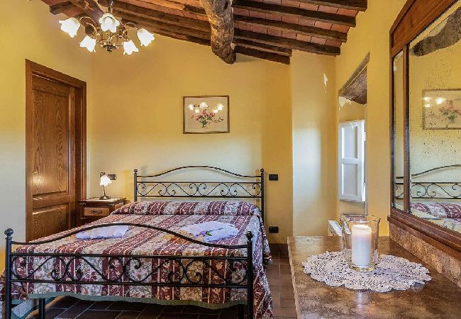 Ferienwohnung in Colle di Compito - TONINO Ferienwohnung in Colle di Compito - TONINO