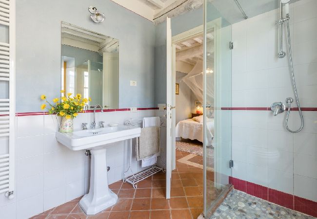 Villa in San Gennaro - PODERE OASI Villa in San Gennaro - PODERE OASI