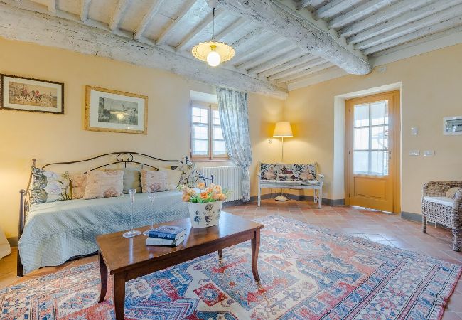 Villa in San Gennaro - PODERE OASI Villa in San Gennaro - PODERE OASI