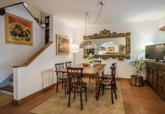 Villa in Lucca - EMILIA Villa in Lucca - EMILIA