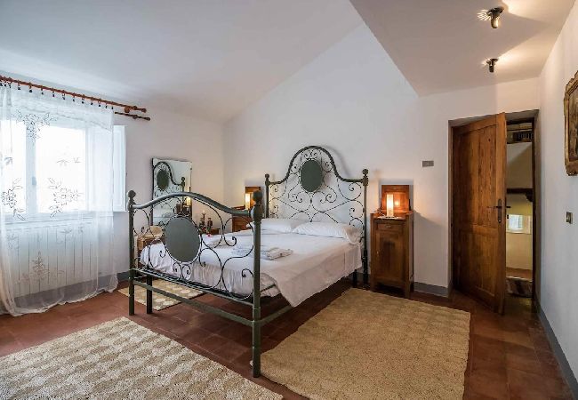 Villa in Lucca - EMILIA Villa in Lucca - EMILIA