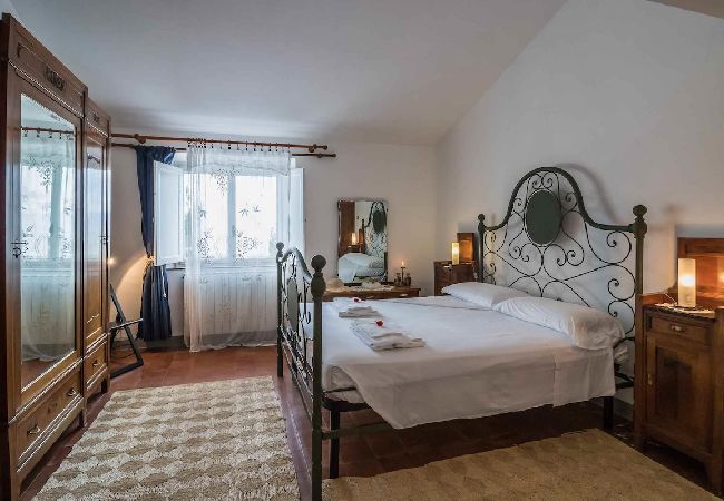 Villa in Lucca - EMILIA Villa in Lucca - EMILIA
