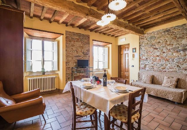 Ferienwohnung in Colle di Compito - COLOMBA Ferienwohnung in Colle di Compito - COLOMBA