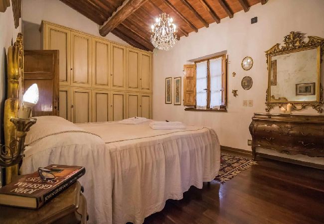 Villa in Lucca - GIGLIO Villa in Lucca - GIGLIO