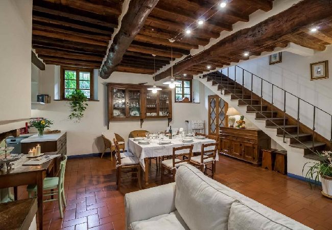 Villa in Lucca - GIGLIO Villa in Lucca - GIGLIO