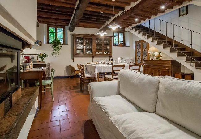 Villa in Lucca - GIGLIO Villa in Lucca - GIGLIO