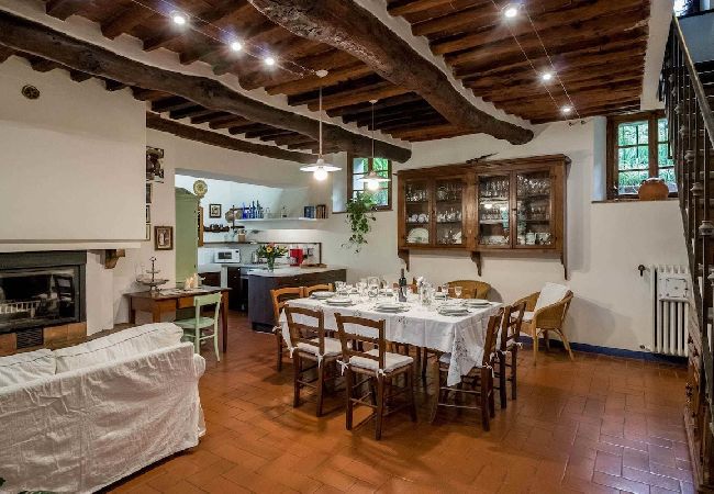 Villa in Lucca - GIGLIO Villa in Lucca - GIGLIO