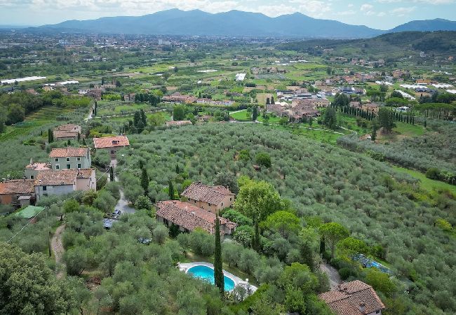 Villa in Lucca - GIGLIO Villa in Lucca - GIGLIO