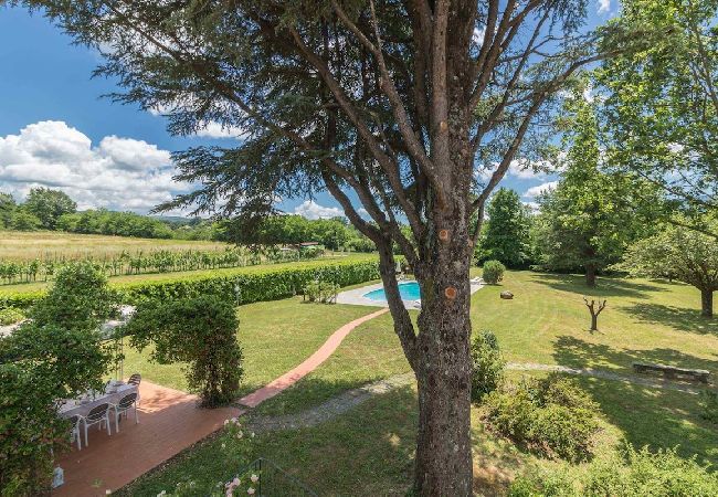 Villa in Barga - LA BARGHIGIANA Villa in Barga - LA BARGHIGIANA