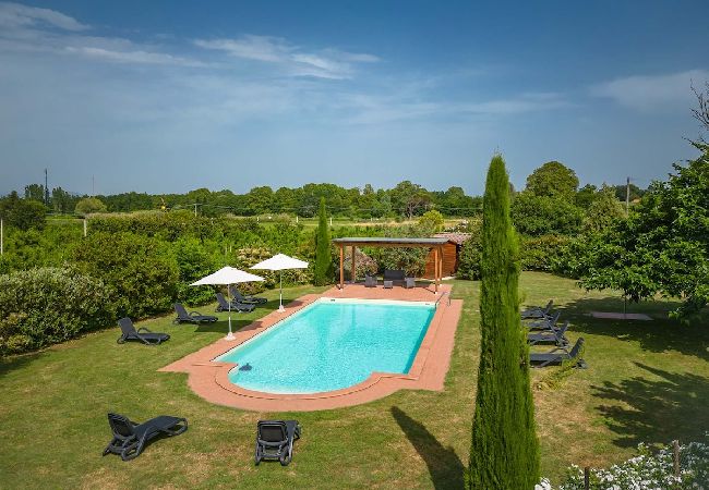 Villa in Pieve di Compito - PESCHETO Villa in Pieve di Compito - PESCHETO