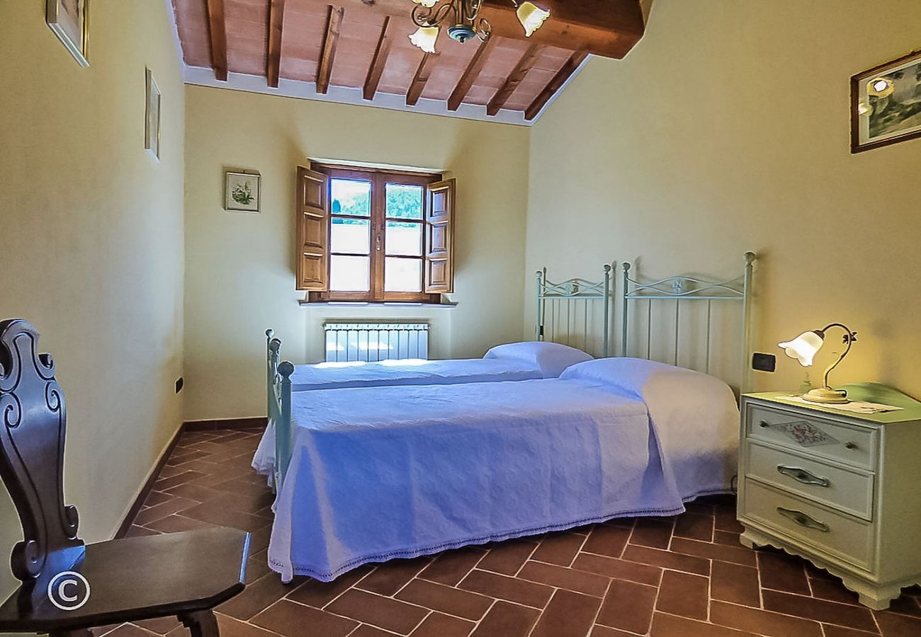 Villa in Pieve di Compito - PESCHETO