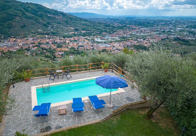 Villa in Pescia - LA VEDUTA Villa in Pescia - LA VEDUTA