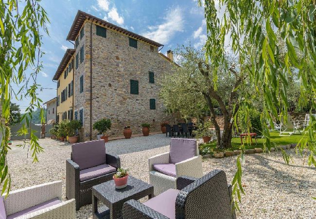 Ferienwohnung in Colle di Compito - CLORINDA Ferienwohnung in Colle di Compito - CLORINDA