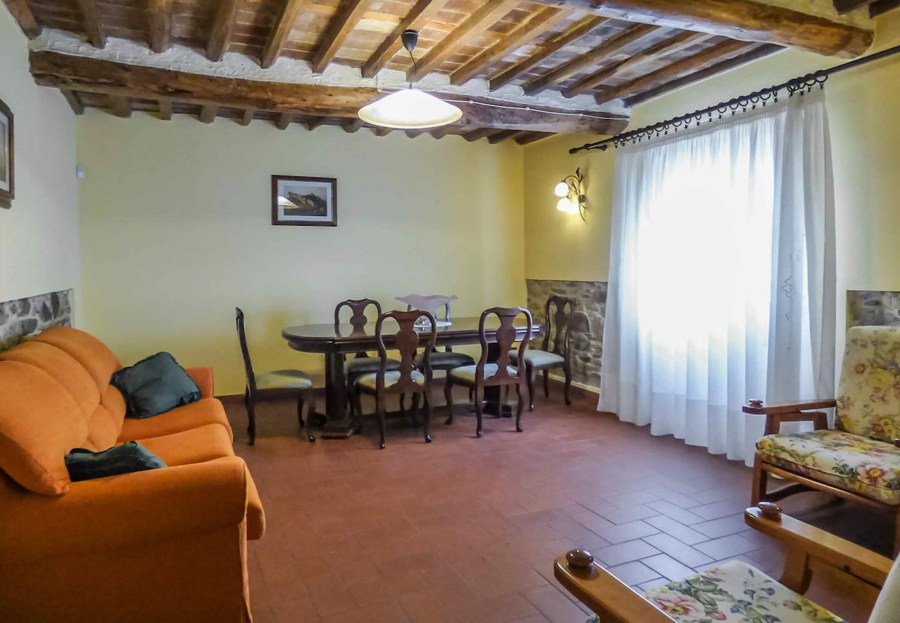 Ferienwohnung in Colle di Compito - CLORINDA