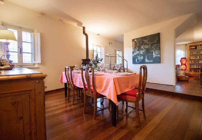 Villa in Lucca - LA MERLAIA Villa in Lucca - LA MERLAIA