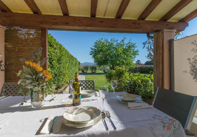 Ferienhaus in Lucca - PODERE SANTA Ferienhaus in Lucca - PODERE SANTA