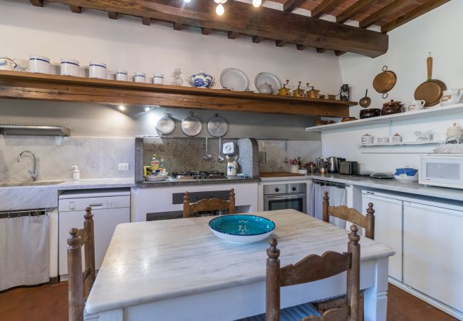 Villa in Lucca - AGLI ORTI Villa in Lucca - AGLI ORTI