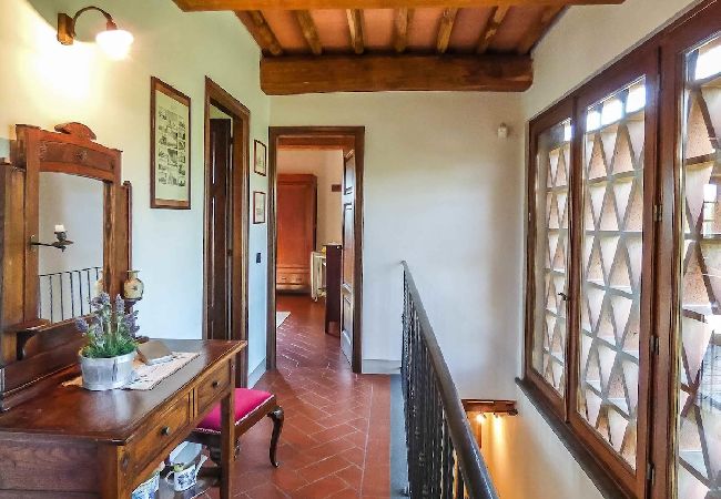 Ferienhaus in Camigliano Santa gemma - CAMPANARO Ferienhaus in Camigliano Santa gemma - CAMPANARO