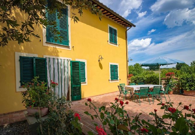 Ferienhaus in Camigliano Santa gemma - CAMPANARO Ferienhaus in Camigliano Santa gemma - CAMPANARO