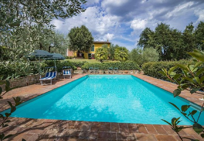 Ferienhaus in Camigliano Santa gemma - CAMPANARO Ferienhaus in Camigliano Santa gemma - CAMPANARO