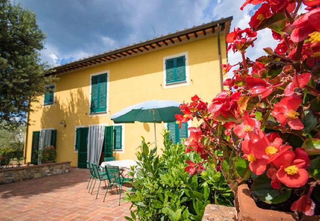 Ferienhaus in Camigliano Santa gemma - CAMPANARO Ferienhaus in Camigliano Santa gemma - CAMPANARO