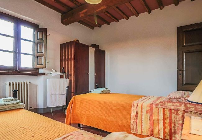 Ferienhaus in Camigliano Santa gemma - CAMPANARO Ferienhaus in Camigliano Santa gemma - CAMPANARO