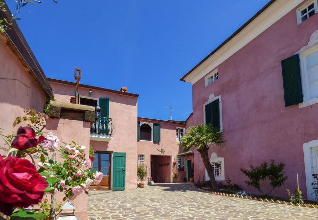 Ferienwohnung in Massarosa - BORGHINO 2GU Ferienwohnung in Massarosa - BORGHINO 2GU