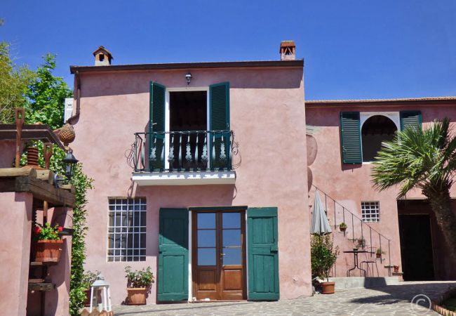 Ferienwohnung in Massarosa - BORGHINO 3GI Ferienwohnung in Massarosa - BORGHINO 3GI