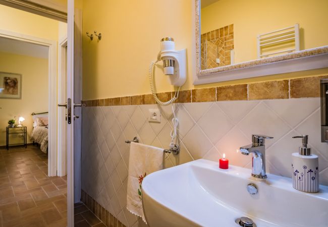 Ferienwohnung in Capannori - CHIARO AD Ferienwohnung in Capannori - CHIARO AD