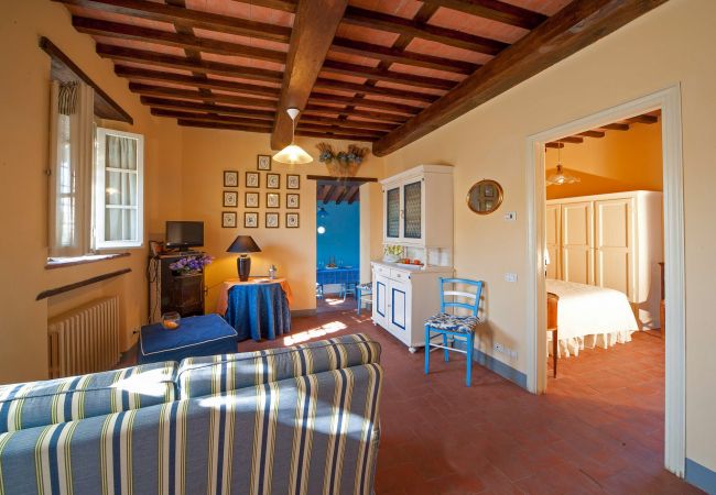 Villa in San Lorenzo di Moriano - PODERE FARI Villa in San Lorenzo di Moriano - PODERE FARI