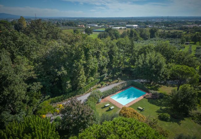 Villa in Montecarlo - IL SUGHERO Villa in Montecarlo - IL SUGHERO