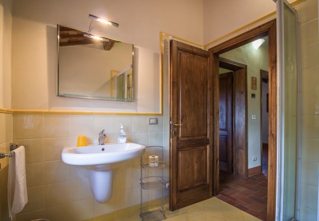 Villa in Montecarlo - IL SUGHERO Villa in Montecarlo - IL SUGHERO