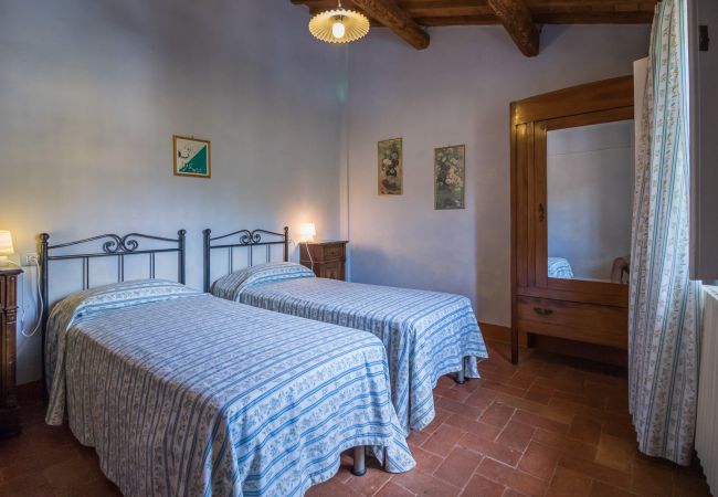 Villa in Montecarlo - IL SUGHERO Villa in Montecarlo - IL SUGHERO