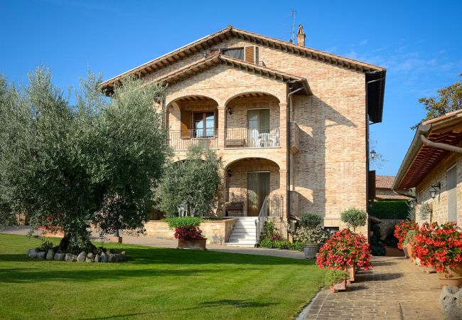 Ferienwohnung in Castiglione del Lago - MADONE 2 Ferienwohnung in Castiglione del Lago - MADONE 2