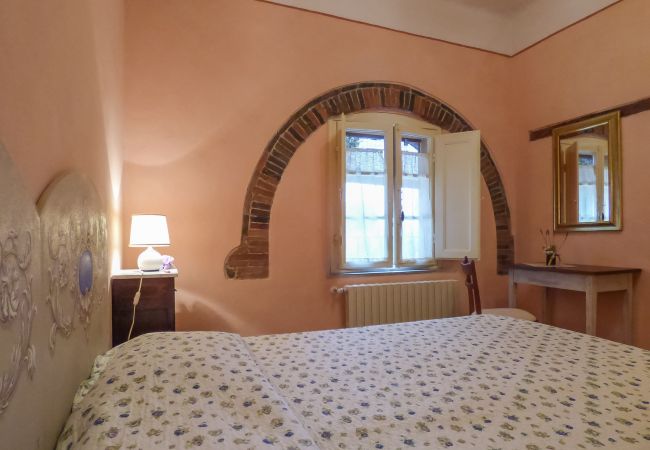 Ferienwohnung in Segromigno in Monte - VIOLETTA M Ferienwohnung in Segromigno in Monte - VIOLETTA M