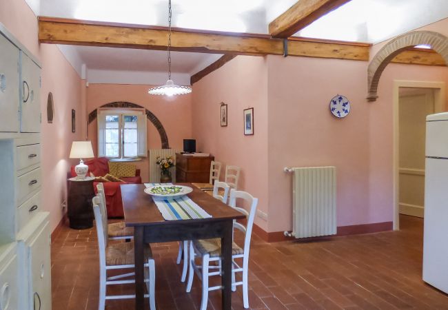 Ferienwohnung in Segromigno in Monte - VIOLETTA M Ferienwohnung in Segromigno in Monte - VIOLETTA M