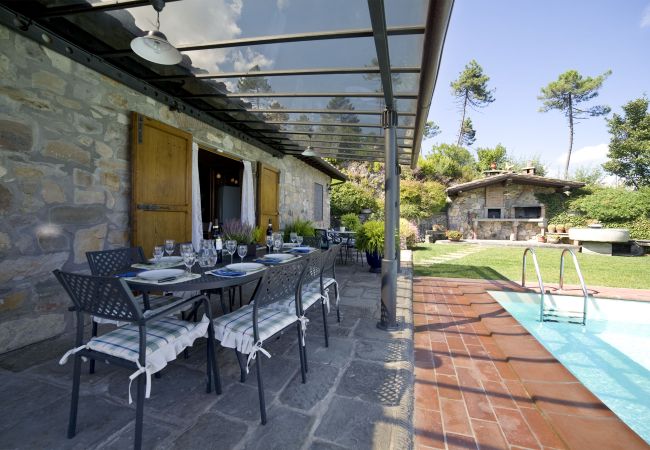 Villa in Pieve di Compito - ENNU Villa in Pieve di Compito - ENNU