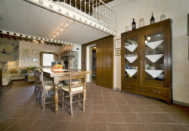 Villa in Pieve di Compito - ENNU Villa in Pieve di Compito - ENNU