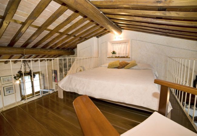 Villa in Pieve di Compito - ENNU Villa in Pieve di Compito - ENNU