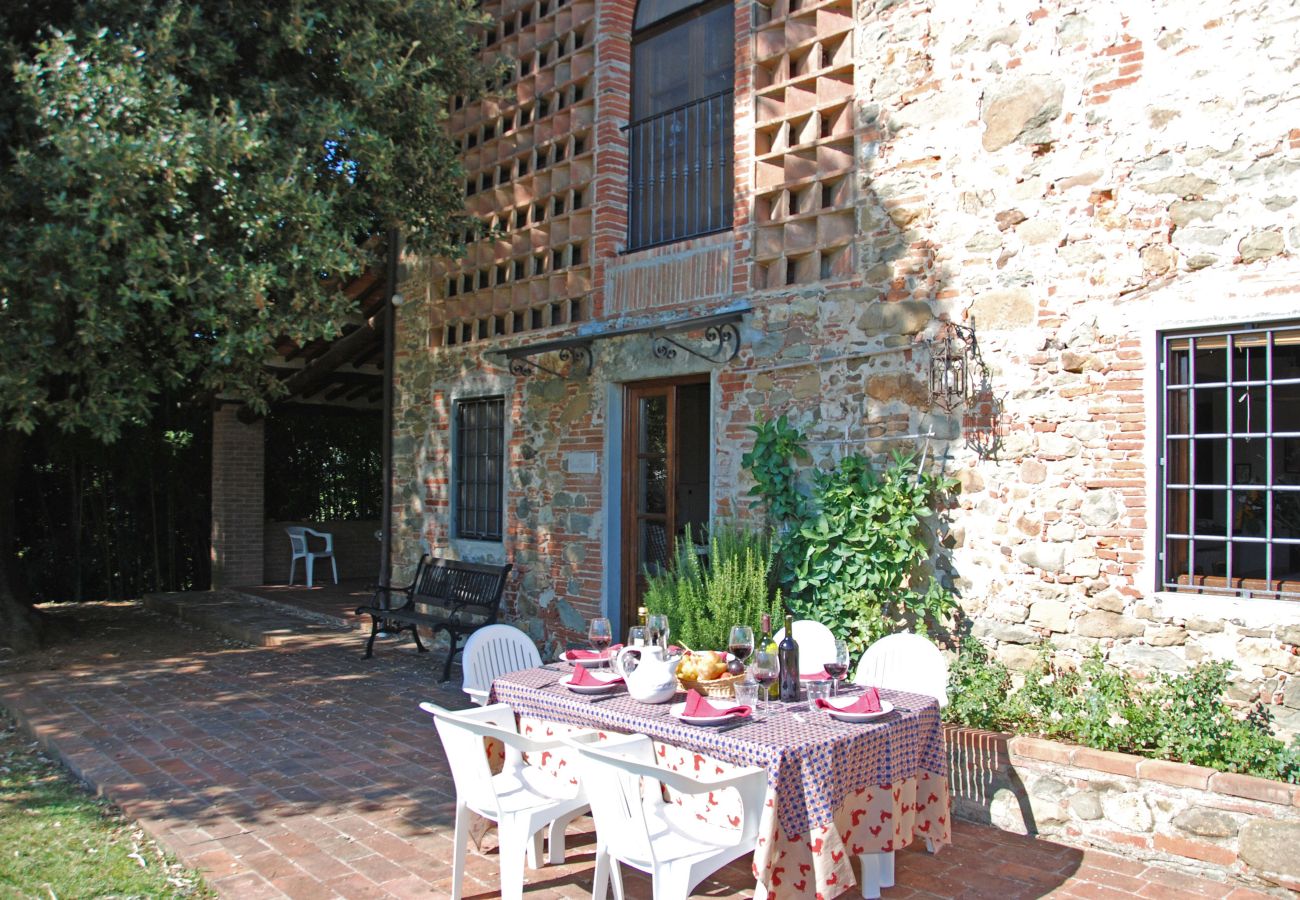 Villa in San Colombano - TONI