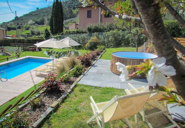 Ferienwohnung in Colle di Compito - COMPITO PT Ferienwohnung in Colle di Compito - COMPITO PT