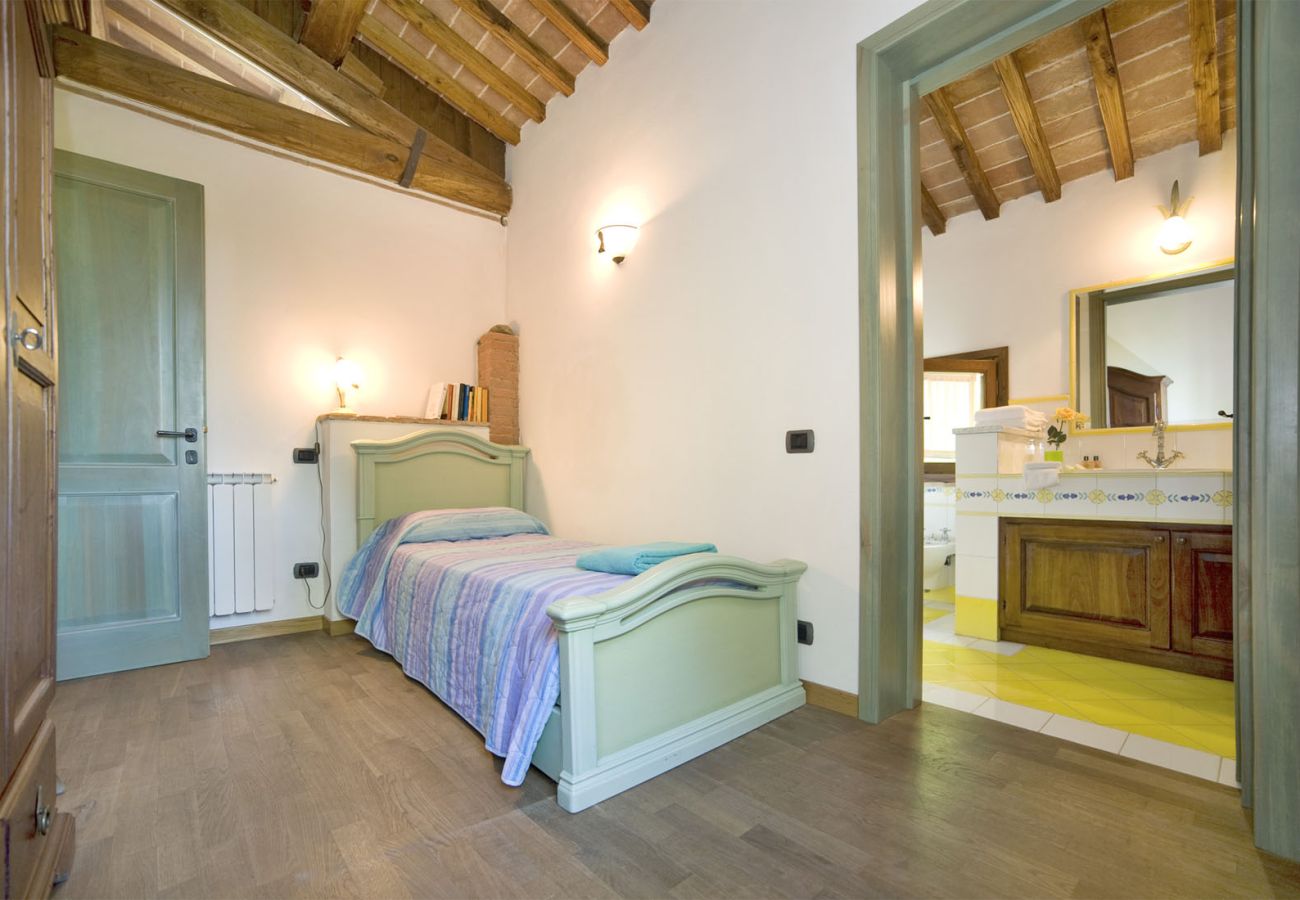 Villa in Montopoli in Val d´Arno - NERA