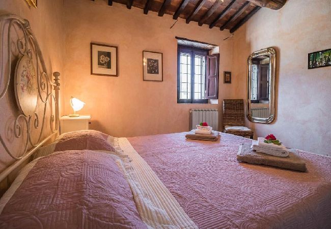 Villa in Camigliano Santa gemma - SANDRA Villa in Camigliano Santa gemma - SANDRA