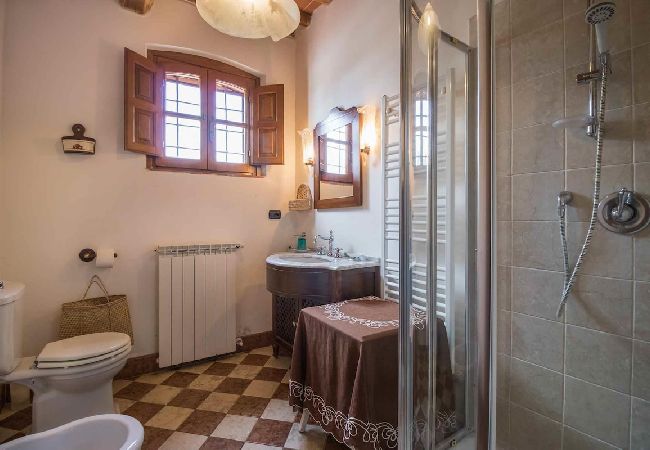 Villa in Camigliano Santa gemma - SANDRA Villa in Camigliano Santa gemma - SANDRA