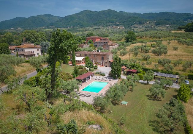 Villa in Camigliano Santa gemma - SANDRA Villa in Camigliano Santa gemma - SANDRA