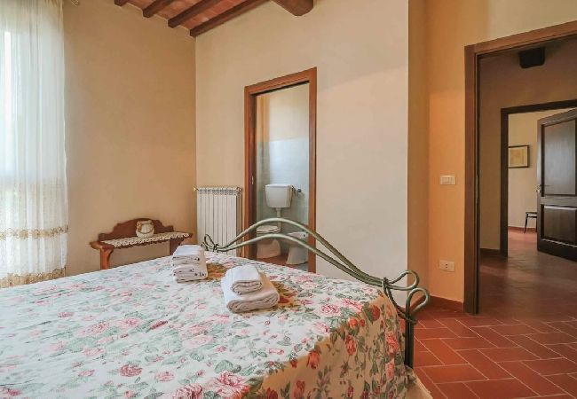 Apartment in Montaione - MARO C Apartment in Montaione - MARO C