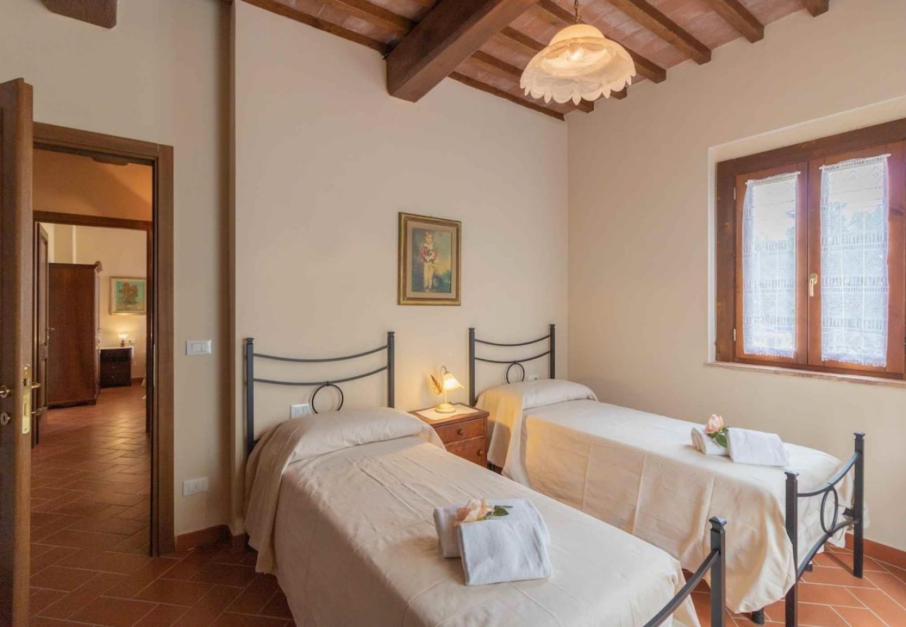 Apartment in Montaione - MARO C