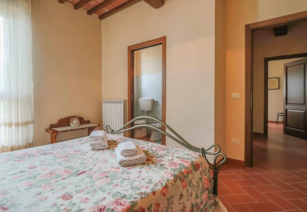 Apartment in Montaione - MARO C